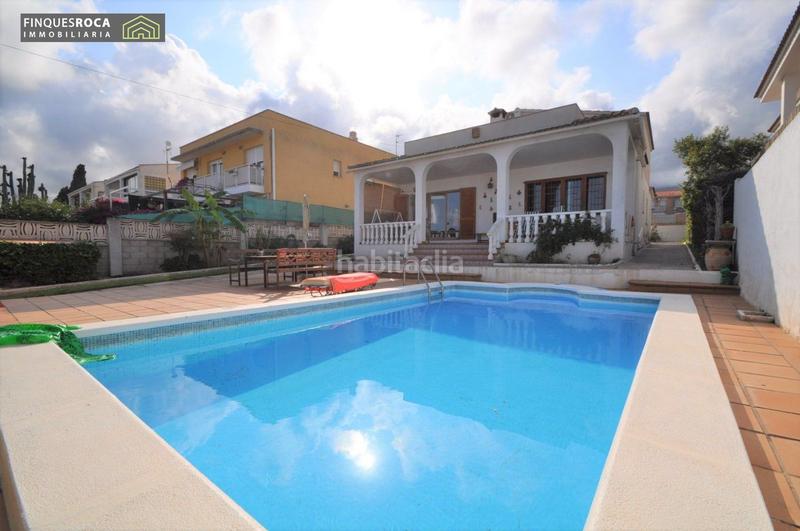 Foto b7080065-e286-4589-9ea7-c424ce6b8586. Xalet amb calefacció aparcament piscina a Alcanar