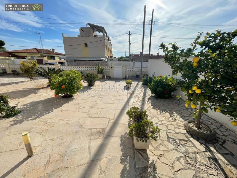 Foto 62f74305-6dfa-41e3-bf1e-358e4ff2fa3f. Xalet amb calefacció aparcament a Alcanar