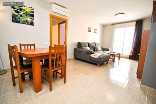 Apartamento en Nord. Apartamento de 3 habitaciones dobles y 2 baños completos