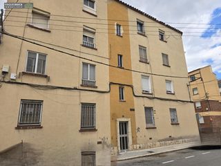 Etagenwohnung in Casc Antic. Segunda para sin ascensor , para entrar a vivir, centrico piso e