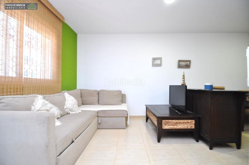 Foto 341bc8d8-0343-4c1f-ac31-7bb1ef4f64bb. Planta baixa a calle merida a 2 a Alcanar
