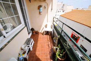 Appartement  Calle mendez nuñez 15. Piso de 4 dormitorios, dos terrazas, baños aseo, piso esquinero
