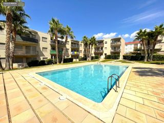 Apartamento  Calle tramuntana 4. Encantador apartamento en alcanarplatja con vistas y piscina