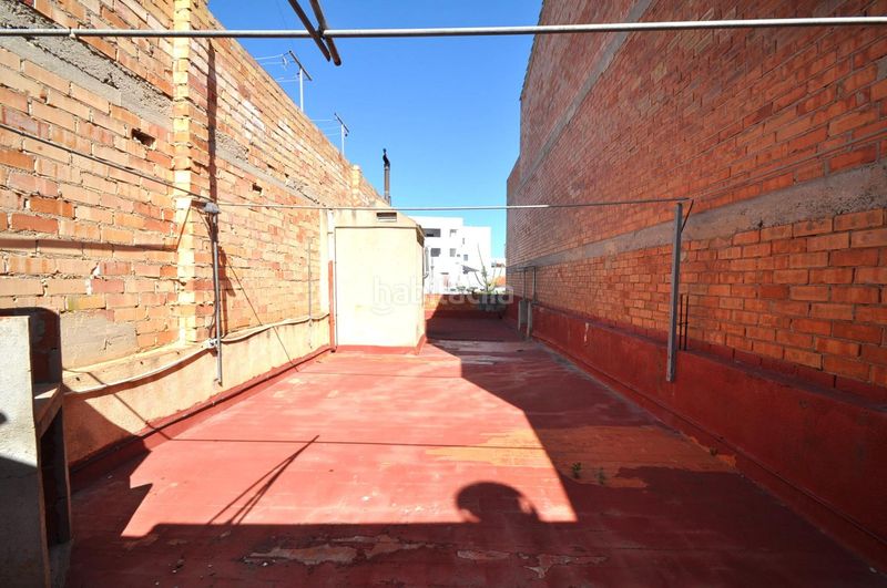 Foto e76eb249-b42a-49d5-b481-a58f049be15f. Casa amb aparcament a Alcanar