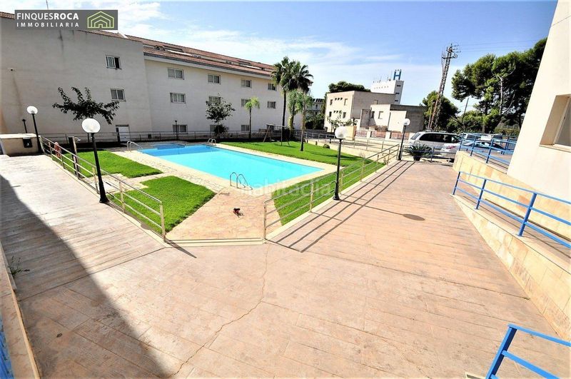 Foto b884235d-5198-48bf-bed9-fa6d27954041. Planta baixa amb calefacció aparcament piscina a Alcanar