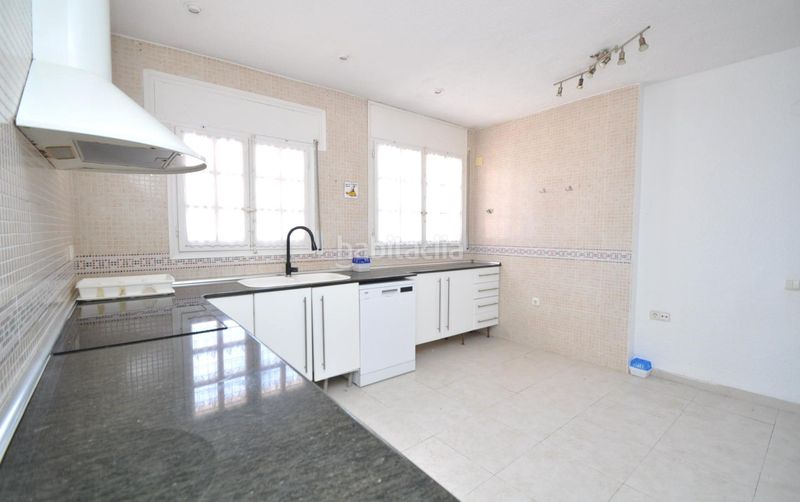 Foto a124dfe0-9747-4760-8dbe-0ebc2114abec. Casa amb aparcament piscina a Alcanar