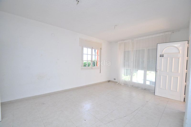 Foto e914c9da-7cfa-453b-99cd-5868c1d4340b. Casa amb aparcament piscina a Alcanar