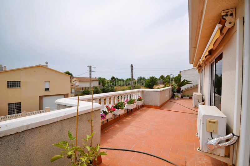 Foto 09274605-56f5-4e6f-bbd4-1b7d8131b1e4. Chalet  con piscina y amplio jardín cerca de la playa de les delícies en La Ràpita