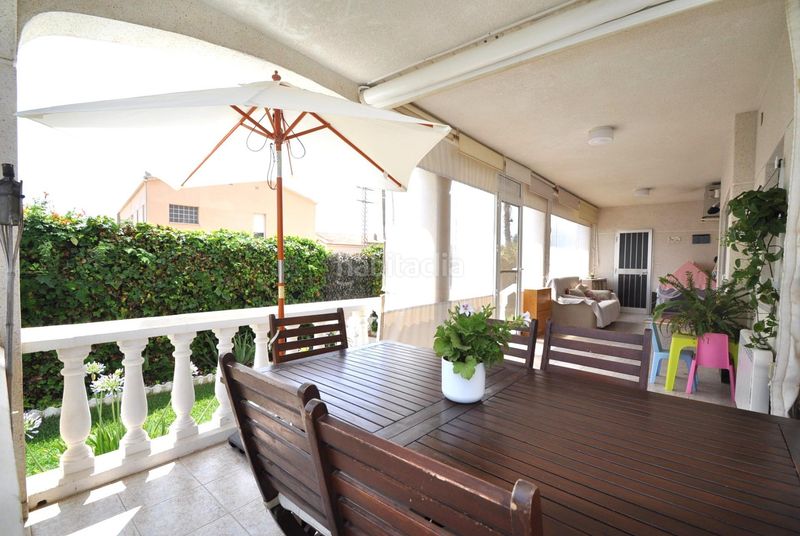 Foto a75d8435-d014-4ca4-953b-880ad2cdf253. Chalet  con piscina y amplio jardín cerca de la playa de les delícies en La Ràpita