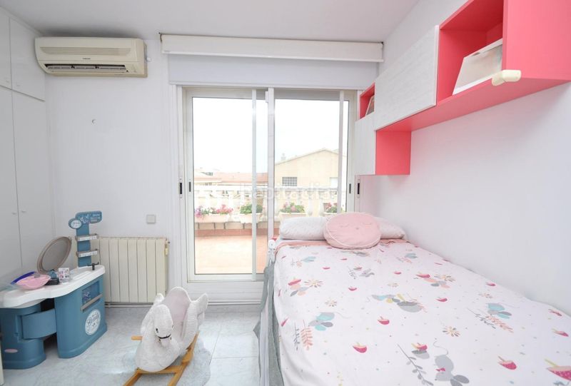 Foto d4176c3f-408c-43da-9ff1-a6a3bbce275c. Chalet  con piscina y amplio jardín cerca de la playa de les delícies en La Ràpita