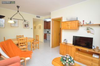 Pis a El Maset. Piso céntrico de 2 habitaciones a 500 metros de la playa en la r