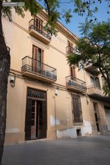 Casa en Centre. Casa señorial con encanto y gran patio junto al ayuntamiento de