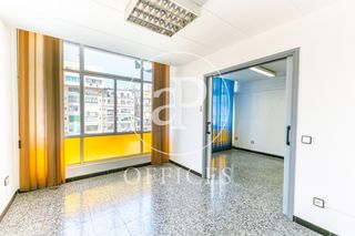 Oficina  Carrer de sicília. Oficina en venta en calle sicilia
