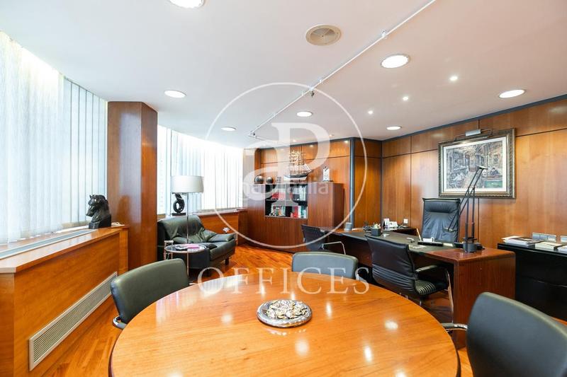 Foto af0d1c38-c53a-4138-b54c-c535bbfec9d4. Oficina amb calefacció a Barri de les Corts Barcelona