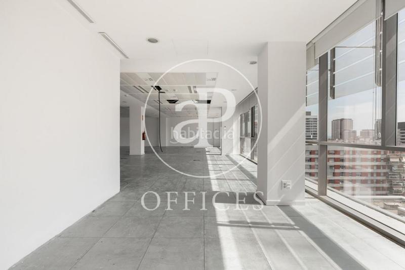 Foto af342023-6a1a-48cf-a70e-d988c29b087f. Alquiler oficina  en alquiler en diagonal 22 en Barcelona