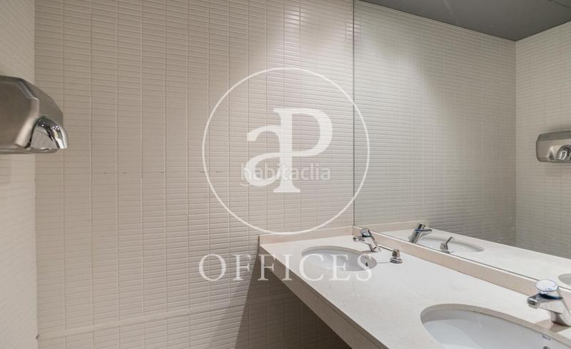 Foto 119a91d4-ddab-4505-b812-8863d71f60fc. Lloguer oficina amb calefacció a Diagonal Mar i el Front Marítim del Poblenou Barcelona