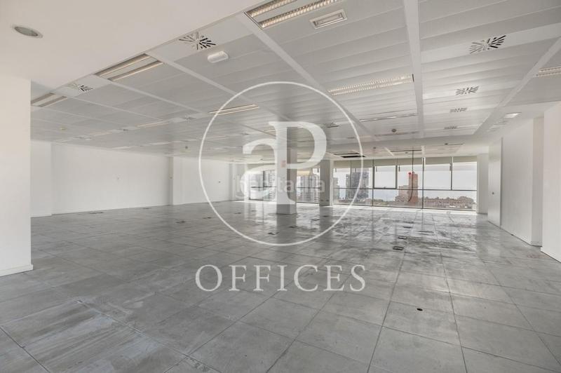 Foto 5639bb4d-8a02-4f16-80ae-a737bc4a8ab5. Lloguer oficina amb calefacció a Diagonal Mar i el Front Marítim del Poblenou Barcelona