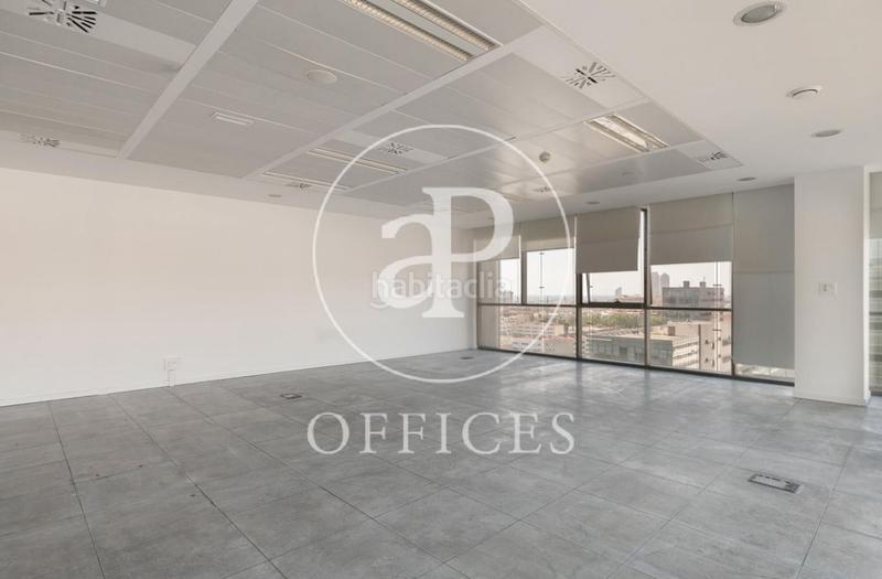 Foto 7f6a7e42-5489-4c73-95a9-d0bac47df505. Lloguer oficina amb calefacció a Diagonal Mar i el Front Marítim del Poblenou Barcelona