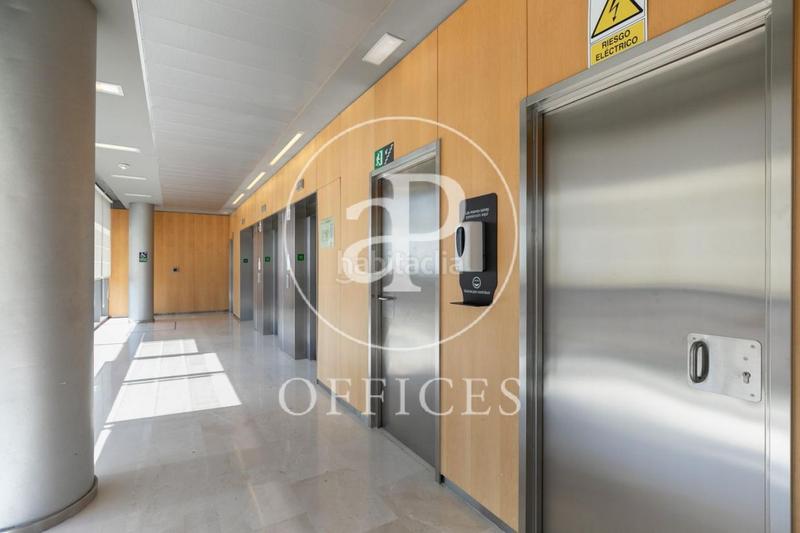 Foto c92553a6-b605-4d17-bc66-018ee8560c83. Location bureau avec chauffage dans Diagonal Mar i el Front Marítim del Poblenou Barcelona