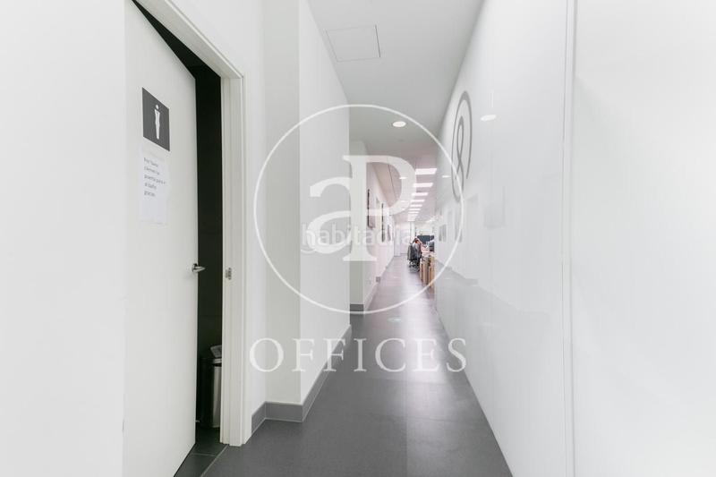 Foto 2a0aa57e-3a06-412f-af94-902cb7ffd6f9. Rent office space with heating in Dreta de l´Eixample Barcelona