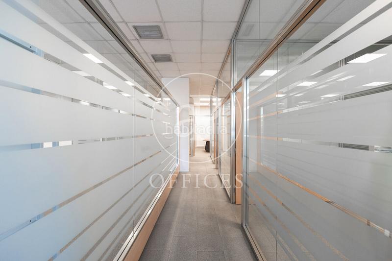 Foto 02df7bb0-31e0-4bea-aae0-efde146083b3. Miete büro mit heizung in La Marina del Prat Vermell Barcelona