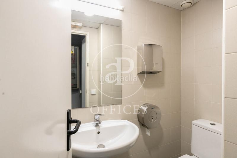 Foto b95ea383-45e8-44a6-abde-a4a981fef622. Rent office space with heating in La Marina del Prat Vermell Barcelona