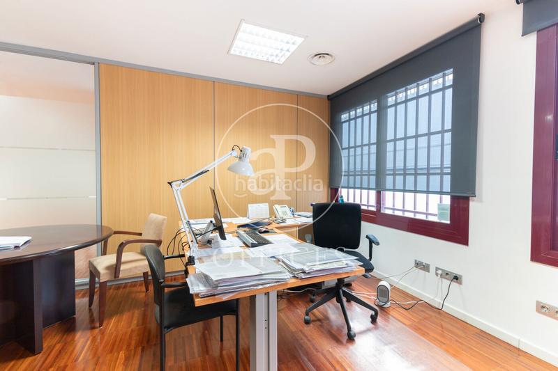 Foto ae372324-d080-4277-b1f9-1262634ac7f5. Büro in Barri de les Corts Barcelona