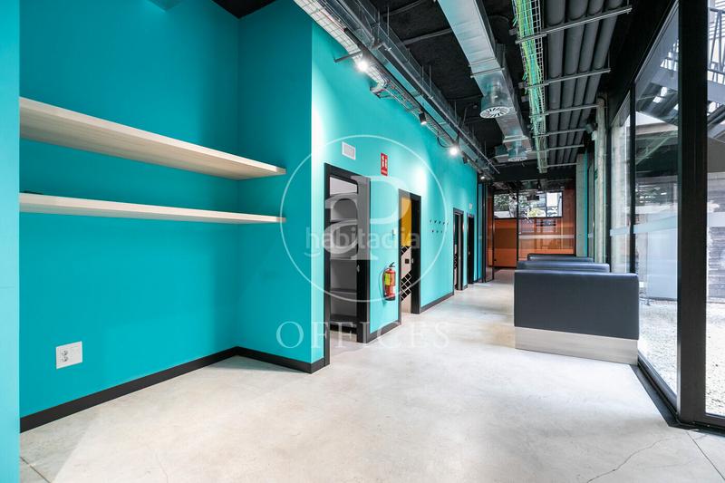 Foto 1b3e4d53-d4d0-4d25-b31c-e967fd89f2a7. Location bureau dans El Parc i la Llacuna del Poblenou Barcelona