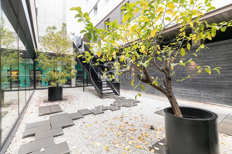 Foto a9aea10d-936f-489e-8ae7-bfaeb2da55fa. Miete büro in El Parc i la Llacuna del Poblenou Barcelona