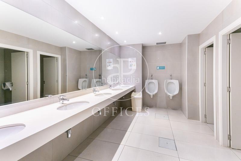 Foto 55c338eb-84d8-4ceb-9f89-52fe29242cda. Affitto ufficio con riscaldamento in Barri de les Corts Barcelona