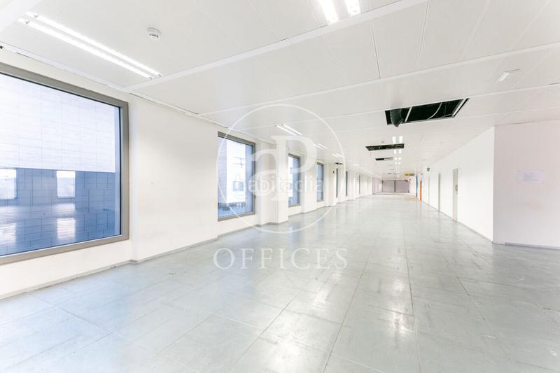 Foto 245aca1a-27c0-443d-a2eb-39c4c58653ef. Location bureau avec chauffage dans Barri de les Corts Barcelona