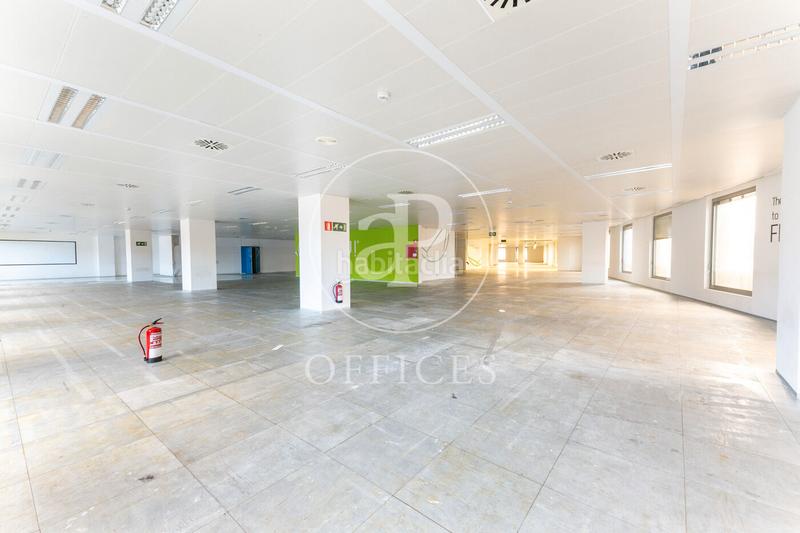 Foto 8a86cb2a-a43e-4f06-b9dc-f3d24689a4e9. Location bureau avec chauffage dans Barri de les Corts Barcelona