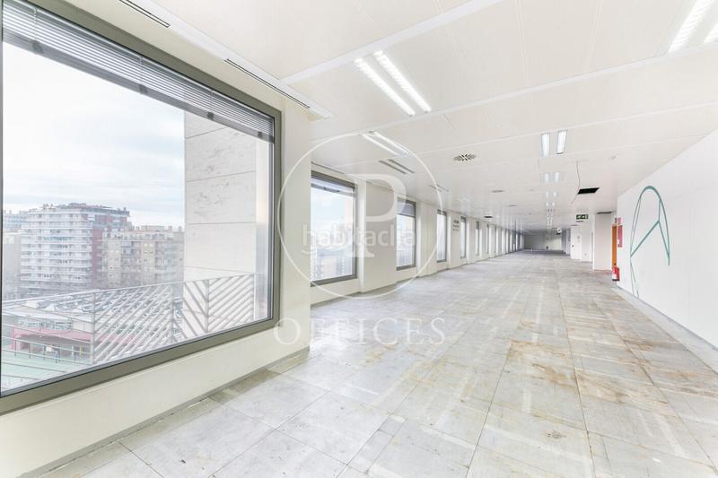 Foto 76e89d84-b68d-4220-8a97-998f726e0545. Rent office space with heating in Barri de les Corts Barcelona