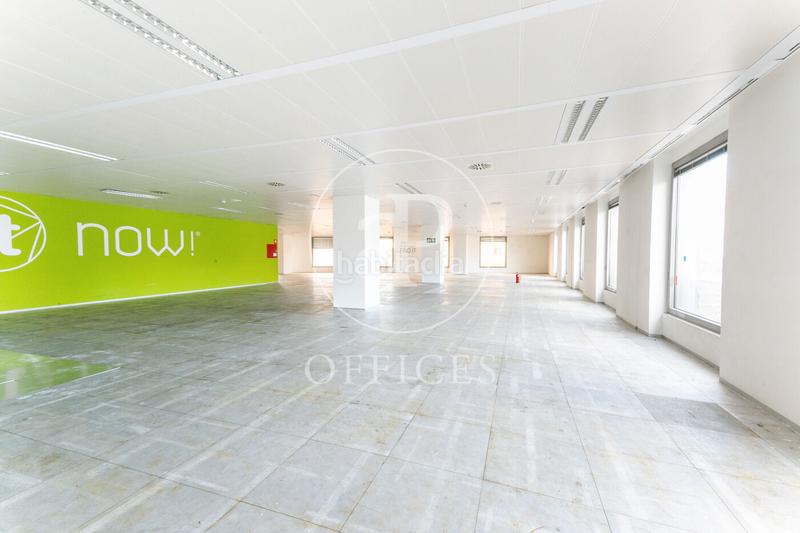 Foto 7a4a9f0d-7870-442d-a5db-f9de293d1b17. Rent office space with heating in Barri de les Corts Barcelona