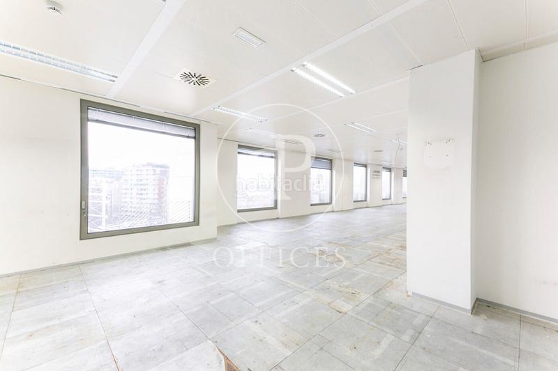 Foto 9ac216f8-6bf5-4171-a126-d057b9923165. Rent office space with heating in Barri de les Corts Barcelona