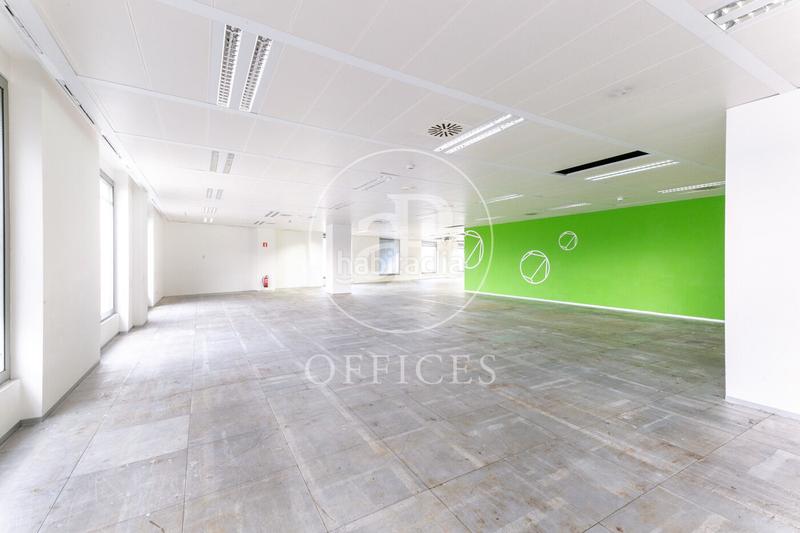 Foto ec0648a6-014b-4180-97ec-1611ec77de26. Rent office space with heating in Barri de les Corts Barcelona