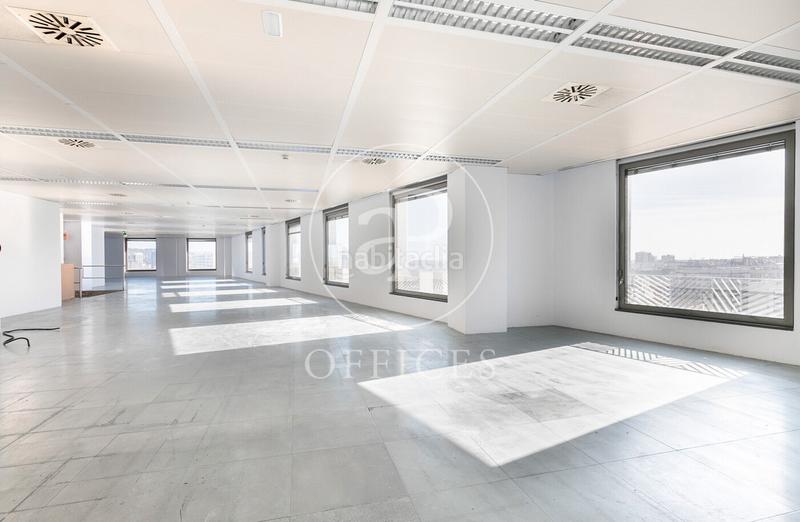 Foto 23ecb647-cb1b-4428-a6b0-94feb5b778bc. Rent office space with heating in Barri de les Corts Barcelona