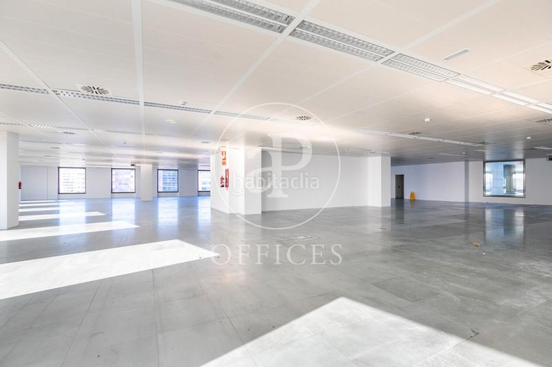 Foto 7a767de2-5e86-43b9-b26e-053dfa9b57c0. Rent office space with heating in Barri de les Corts Barcelona