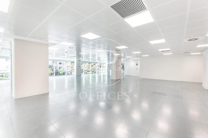 Foto 982c5499-506d-468e-a71c-2387cc012802. Alquiler oficina s en alquiler en edificio corporativo en av. diagonal en Barcelona