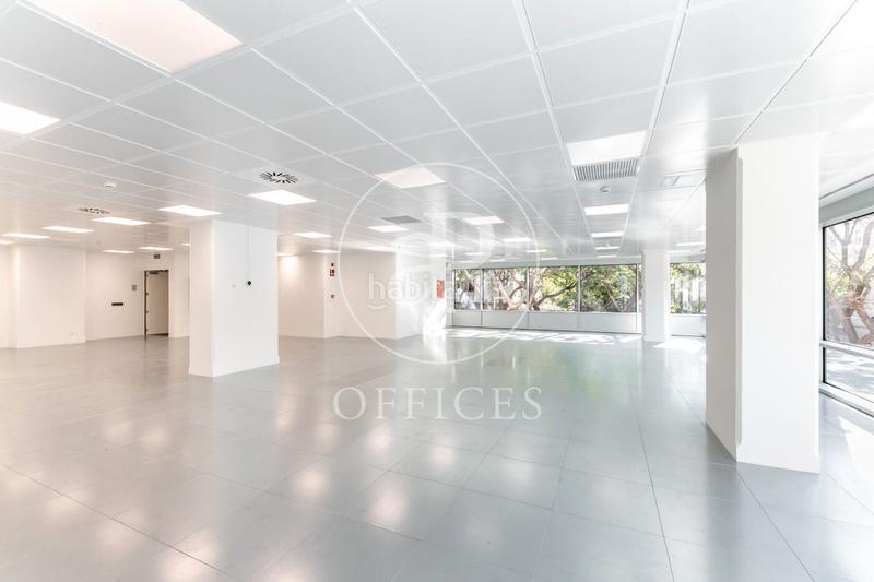 Foto bf7ae526-3fdd-49f0-8d84-23ac7e6642ac. Alquiler oficina s en alquiler en edificio corporativo en av. diagonal en Barcelona