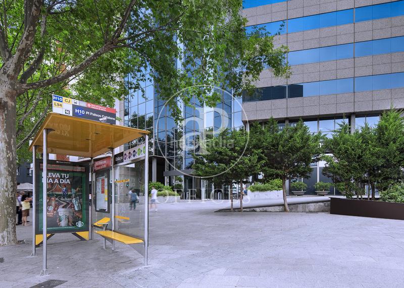 Foto 2b7b3cf5-1843-49ba-af8f-837bd2f20fbc. Location bureau avec chauffage dans Sants Barcelona