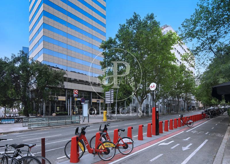 Foto b03db6e1-4daa-4bea-9a93-37b7d06cd84d. Location bureau avec chauffage dans Sants Barcelona