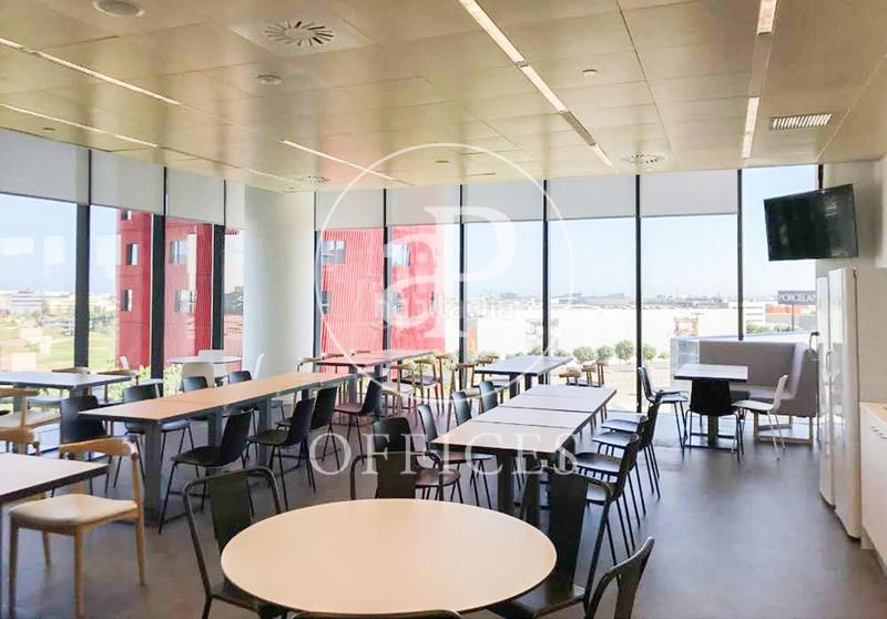 Foto 5bd84ddf-3c98-4f69-b8cc-60b756453423. Rent office space with heating in Santa Eulàlia Hospitalet de Llobregat (L´)