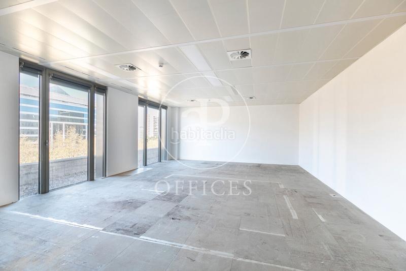 Foto 96cfb5c1-f857-45b4-9392-745040f3bf71. Miete büro mit heizung in Dreta de l´Eixample Barcelona