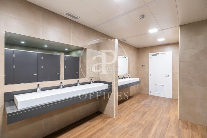 Foto babf708e-2c7b-48bd-aeff-1f44f0ea4a3e. Miete büro mit heizung in Dreta de l´Eixample Barcelona