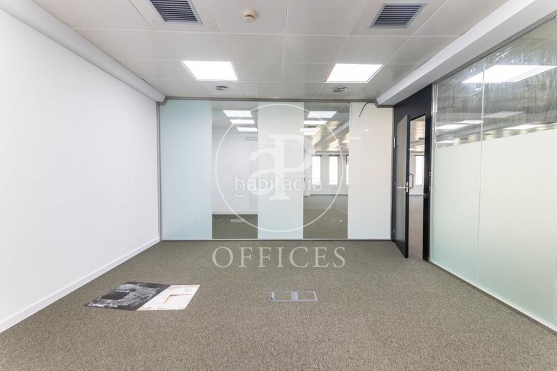 Foto dd7bac9c-d66f-438c-a6be-4bc652d10653. Affitto ufficio con riscaldamento in Gòtic Barcelona