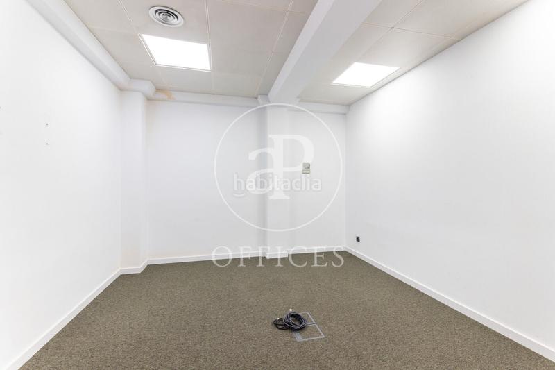 Foto 9863c4c9-63cd-4ead-9316-6f027384cd4b. Lloguer oficina amb calefacció a Gòtic Barcelona