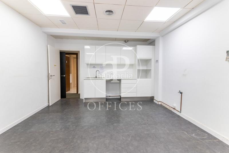 Foto 5e21b280-2db2-402f-be26-cc86cc2ac631. Location bureau avec chauffage dans Gòtic Barcelona