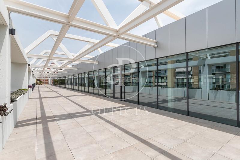 Foto 15a9c0ea-ec97-46f9-88e4-316767063957. Affitto ufficio con riscaldamento in La Marina del Port Barcelona