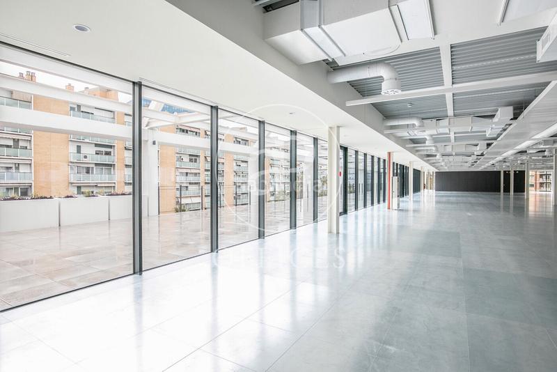 Foto 4a326d67-c909-41ff-997a-90f0b3724b13. Affitto ufficio con riscaldamento in La Marina del Port Barcelona